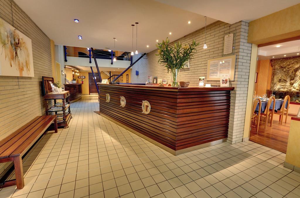 Hotel Restaurant L'Hirondelle Dunkirk Стая снимка