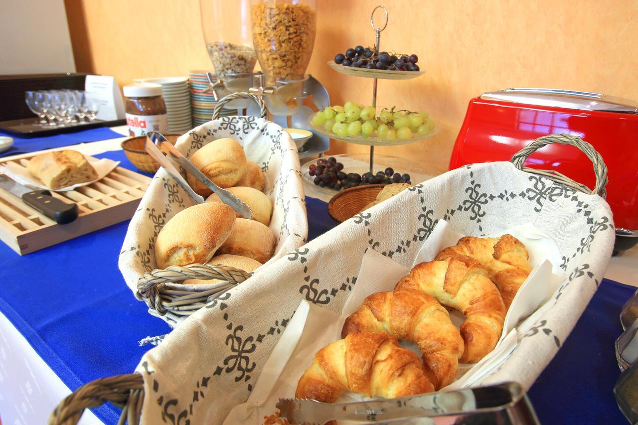 Hotel Restaurant L'Hirondelle Dunkirk Екстериор снимка